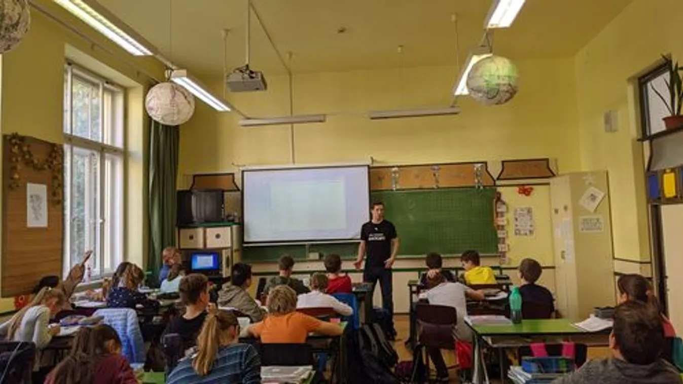 "Ebből bunyó lesz!!!" - mondhatja ezt az oktatójának egy gyerek?