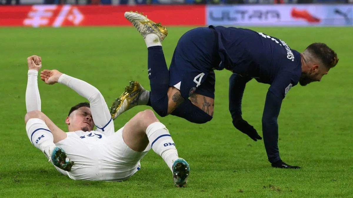 Nem csak Sergio Ramos (jobbra), de a PSG-projekt is bukdácsol