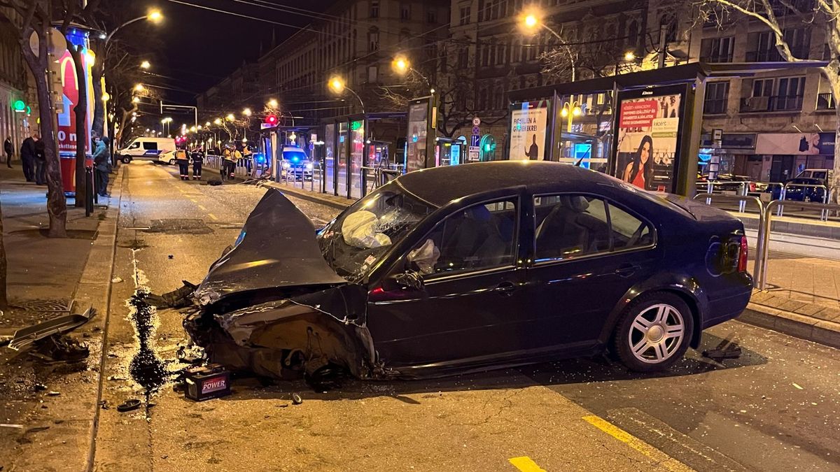 Sokkoló helyszíni videó a józsefvárosi balesetről