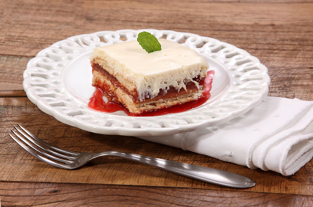Pavé,,Made,With,Biscuits,,Guava,Jam,And,Coconut,Cream,On
Brazil pavé