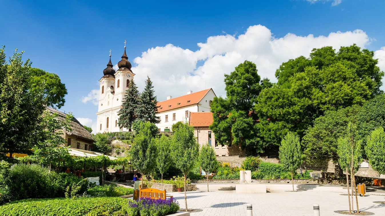 Megújul a Balaton egyik legszebb helye, ahol a hullámkirály fia belehalt szerelmi bánatába