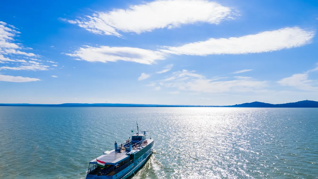 Ne maradj le: Ingyenes sétakörrel, ünneppel kezdődik a hajózási szezon a Balatonnál!