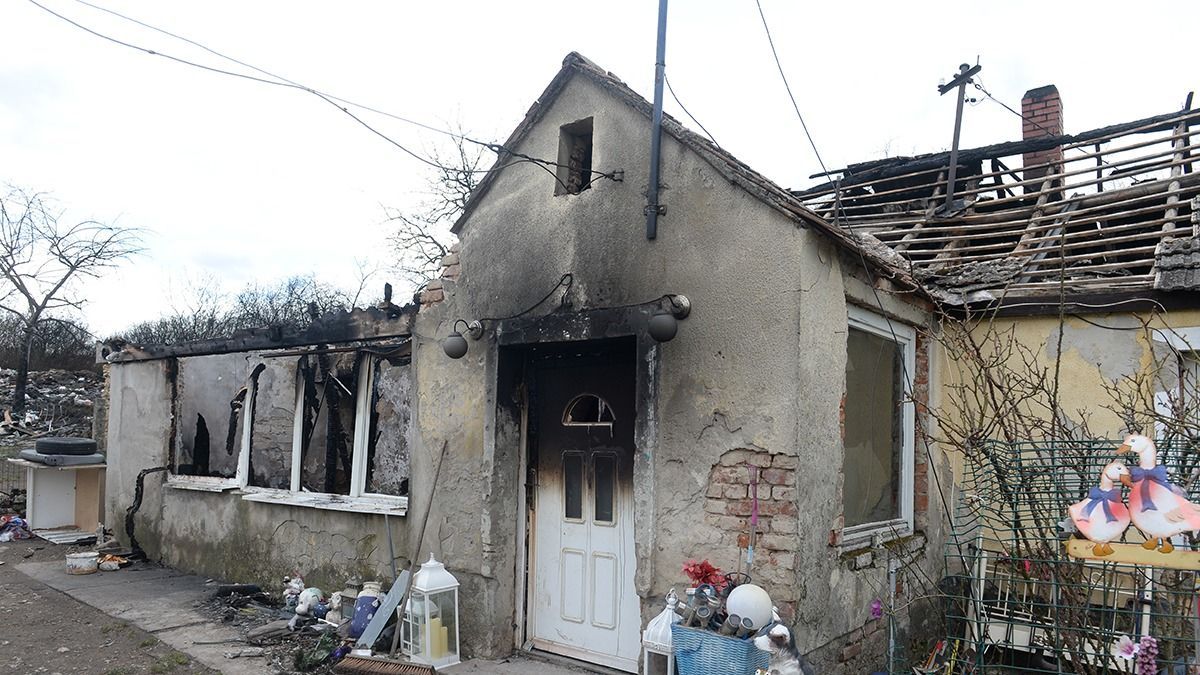 Újraépítené leégett házát a Veszprém vármegyei bajba jutott család - VIDEÓ