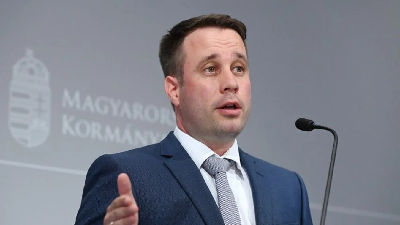 Dömötör Csaba: Tényleg érdemes lenne erre a társaságra bízni az országot?