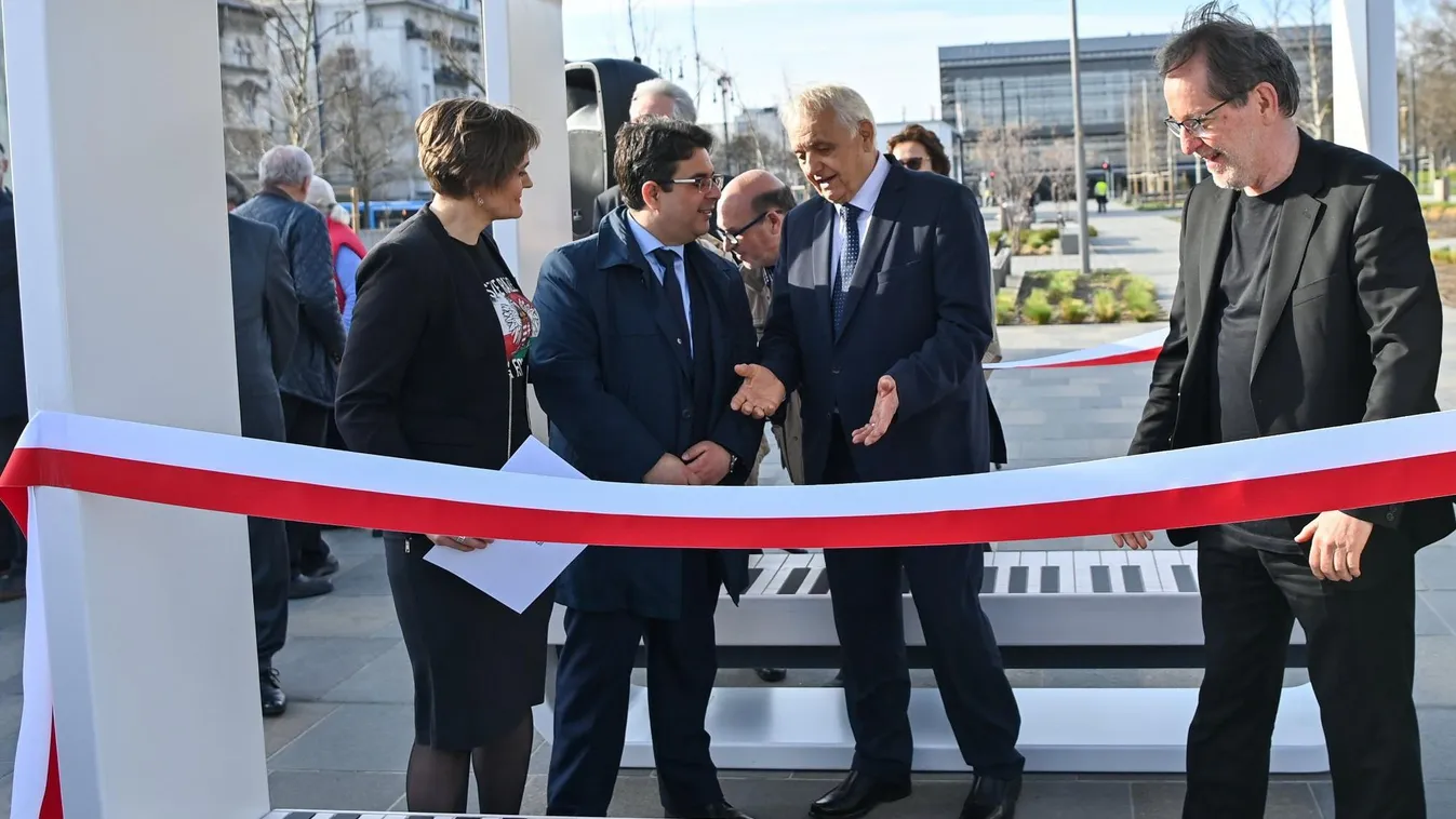 Videó: Így zenél az új okospad a Városligetben