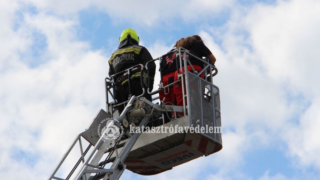 Katasztrófavédelem gyakorlat Pécsen.