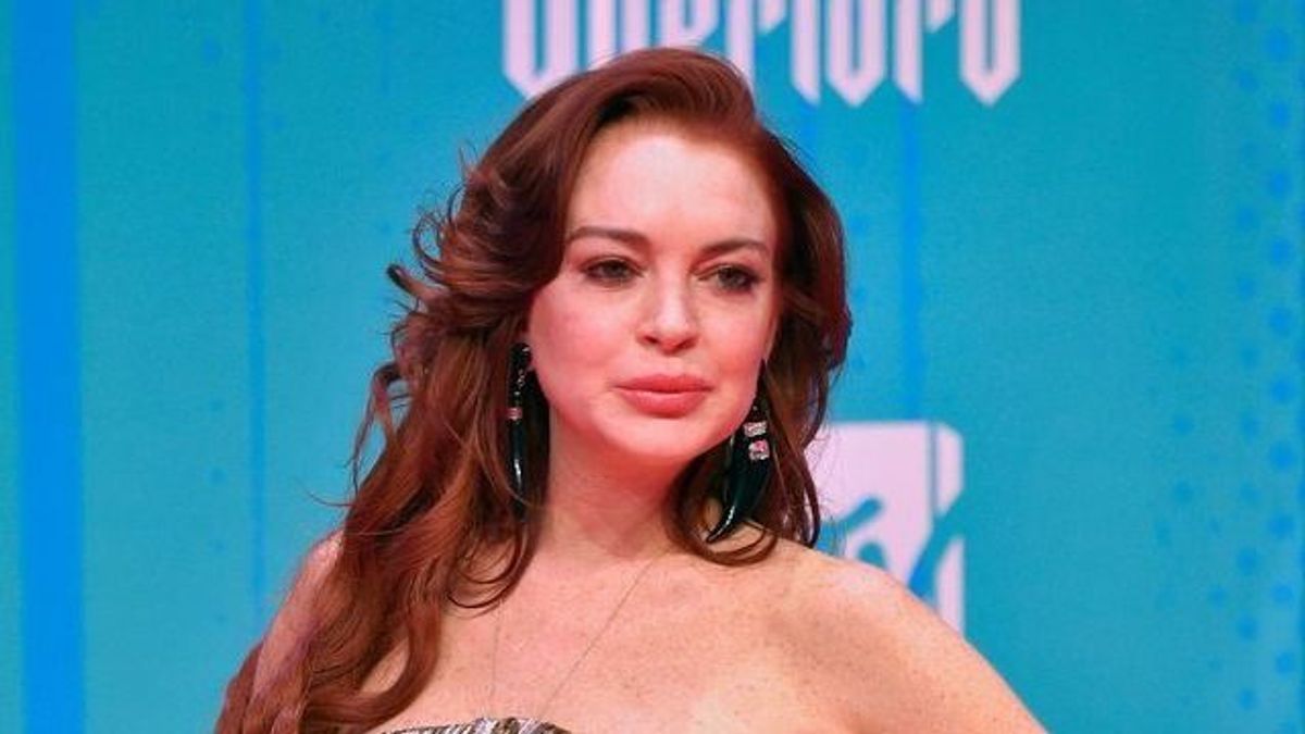 Gólyahír: Lindsay Lohan az első gyermekét várja