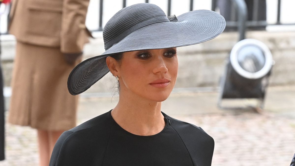 Meghan Markle talpig aranyban parádézott - Fotók