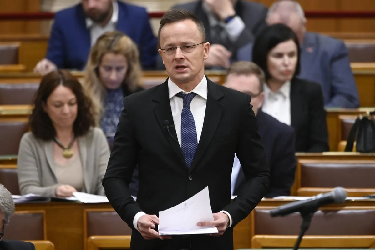 SZIJJÁRTÓ Péter