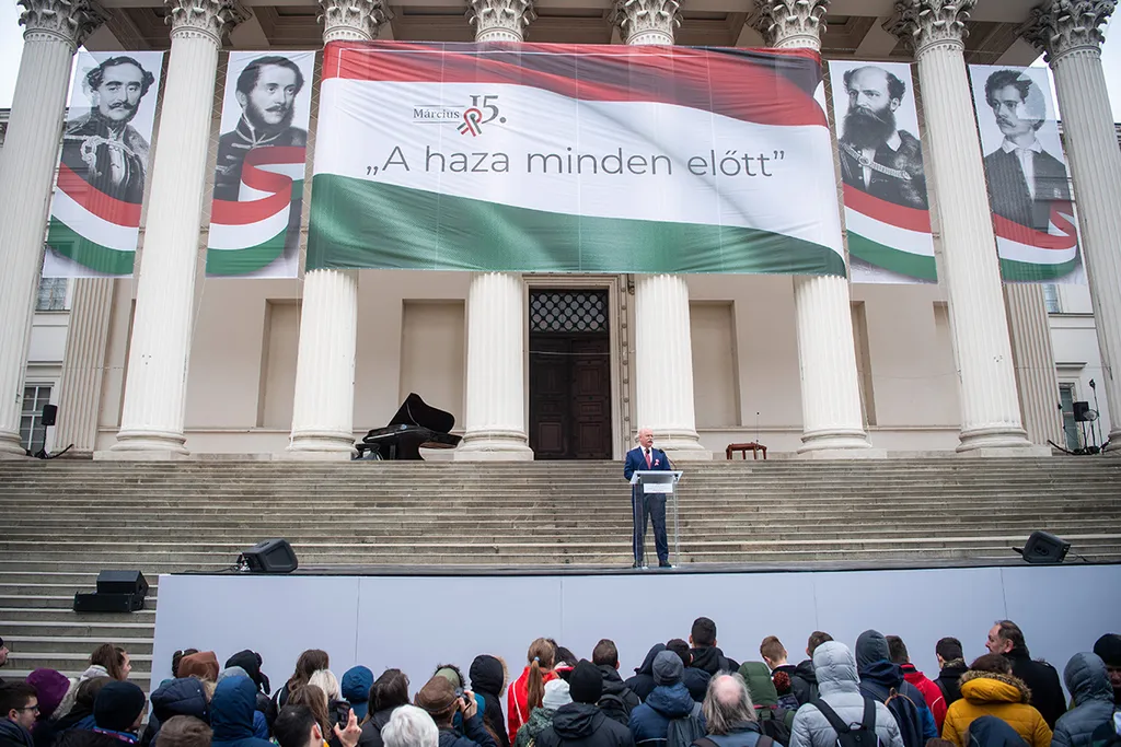 CSÁK János