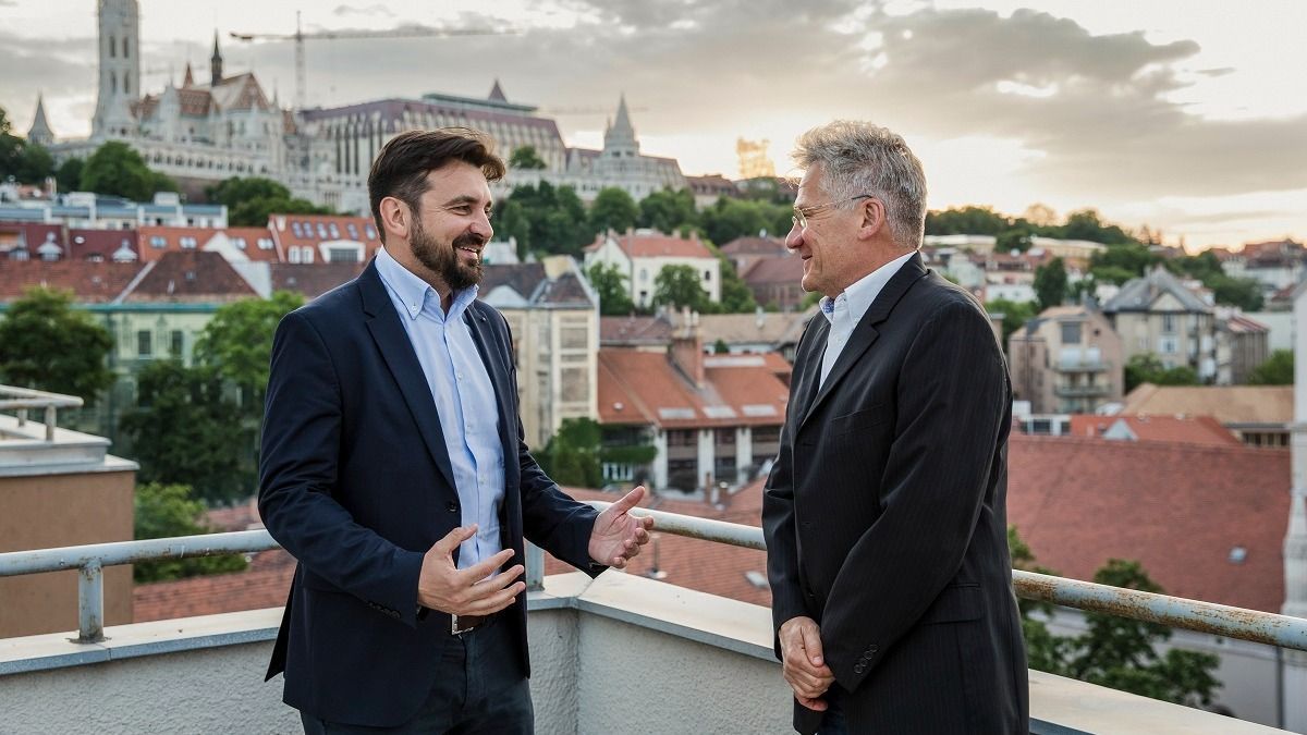 Ronaldo is rengeteget köszön neki, forog a film a 70 éves magyar legendáról