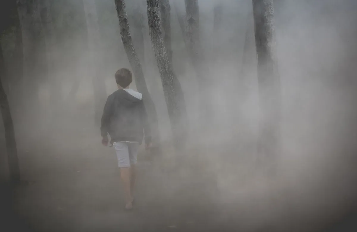 Lonely,Child,Lost,In,A,Strange,Haze
