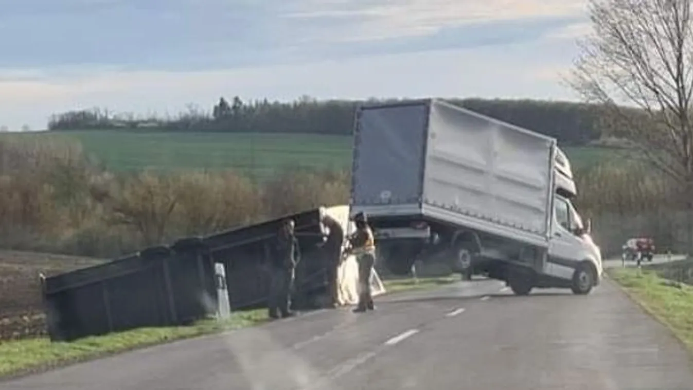 Baleset miatt áll a forgalom az M7-esen