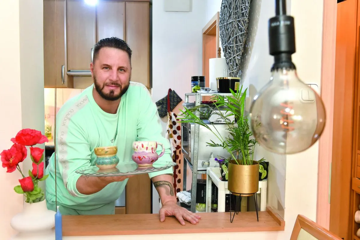 Krisztián otthonosan mozog a konyhában