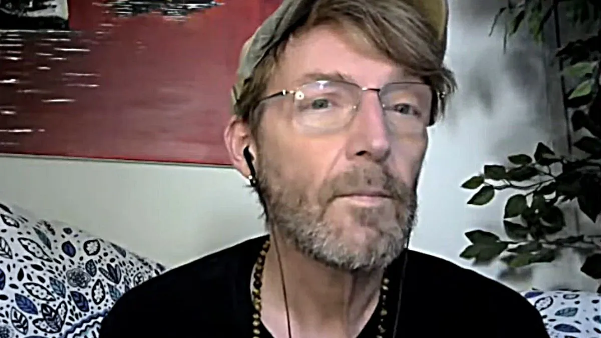 David Hanzel, YouTube videógrab
