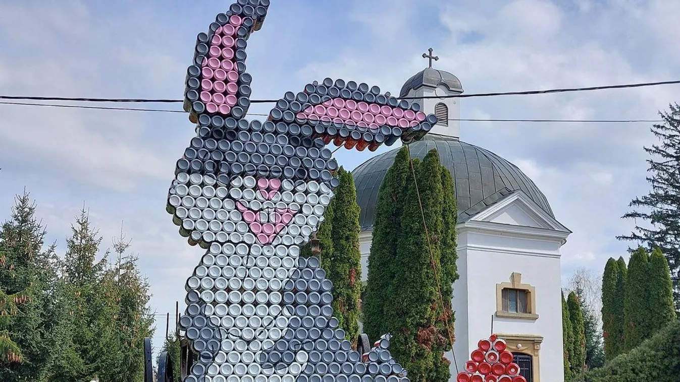 Elképesztően kreatív: sörösdoboznyúl díszíti egy somogyi község terét