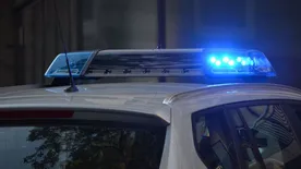 Brutális hajsza: Ausztriából loptak kocsit, áttörték vele a magyar határt, majd frontálisan ütköztek egy rendőrautóval