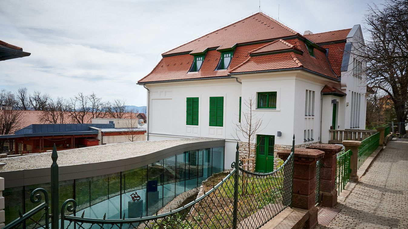 https://cdn.borsonline.hu/2023/04/neTbq2vcLQ3AfkeB-4oAUzec-9dnkRxRH99YT1IR8Pw/fill/1347/758/no/1/aHR0cHM6Ly9jbXNjZG4uYXBwLmNvbnRlbnQucHJpdmF0ZS9jb250ZW50L2E4YTRhOWU1NzgwMjQ5ZGRhNTMxMWNkNGFlMWE3M2Y1.jpg