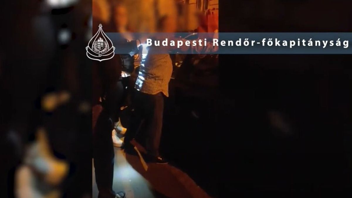 Száz rendőr vonult ki Budapest belvárosába, korhatáros videón az akció