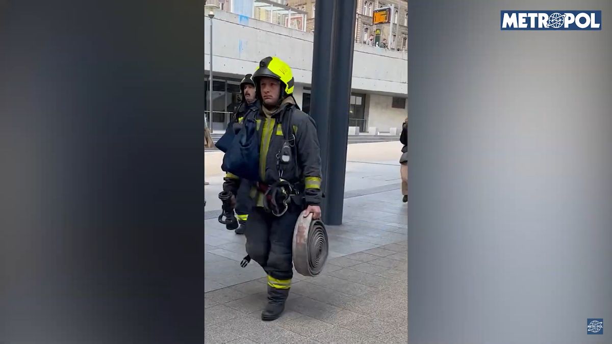 Ellepték a tűzoltók a Keleti pályaudvart - Videó!