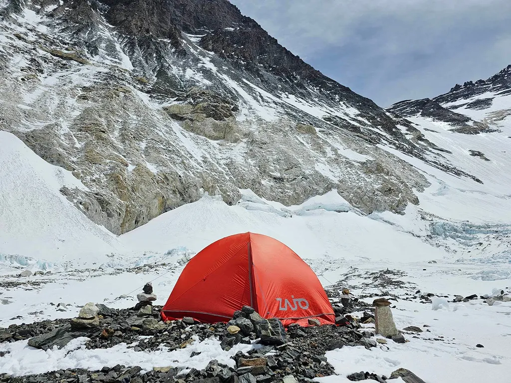 Suhajda Szilár, Mount Everest, hegymászás