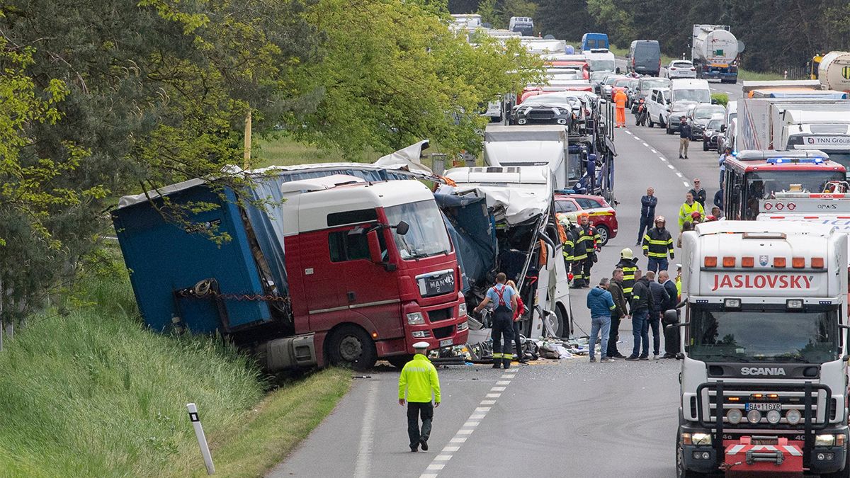 Most érkezett! Azonosították a szlovákiai buszbaleset áldozatát