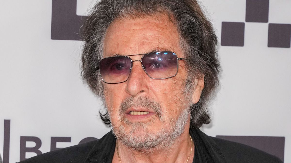 A 82 éves Al Pacino terhes barátnője csak úgy falja az idős színészlegendákat