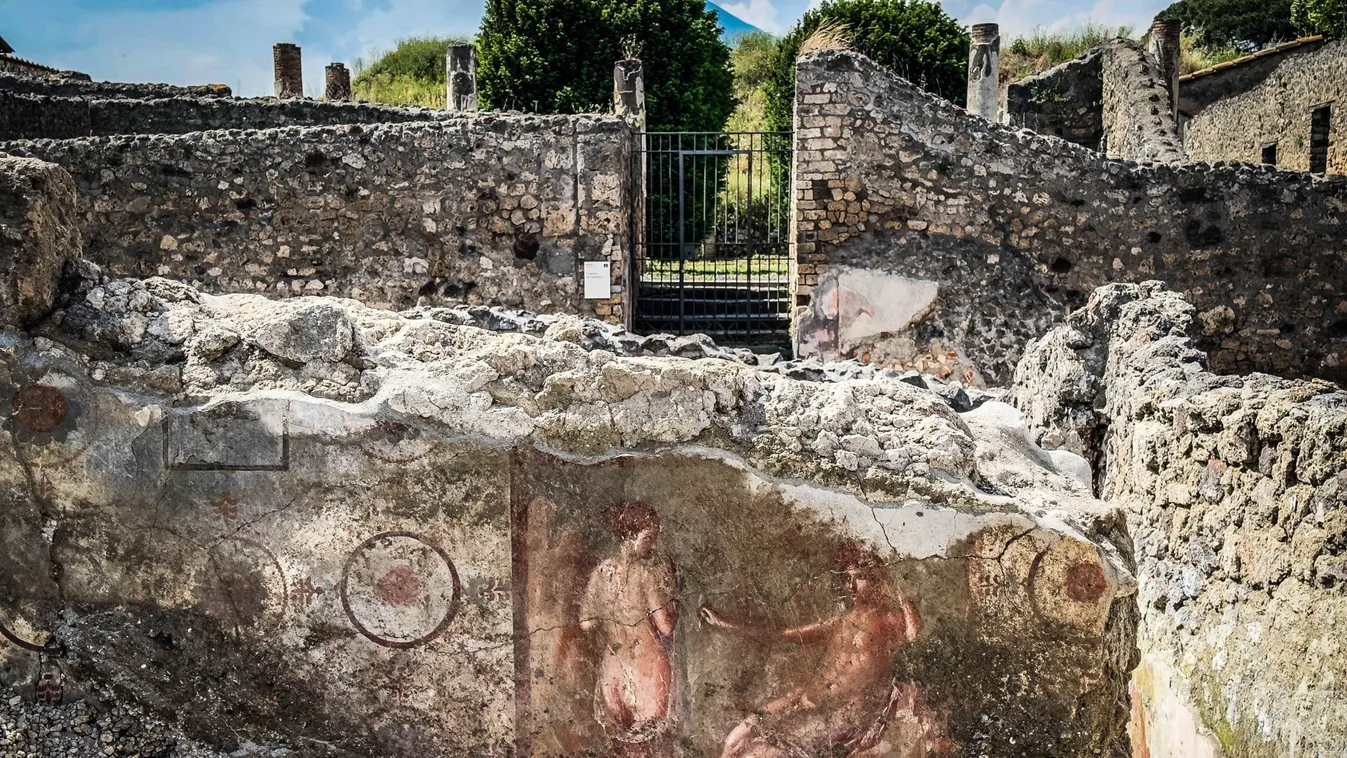 Újabb csontvázak és mitológiai jeleneteket ábrázoló freskók kerültek elő Pompejiben