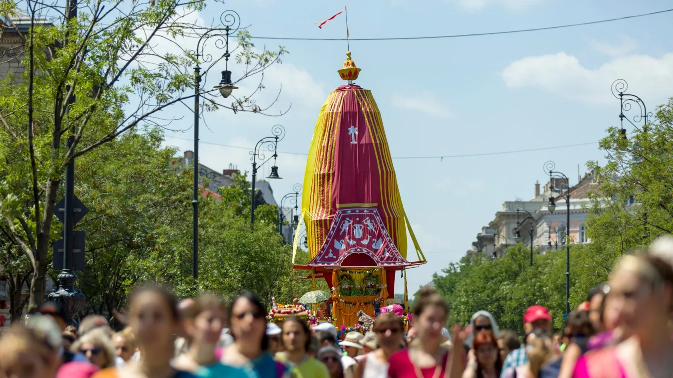 Szekérfelvonulás az Andrássy-úton: Érkezik az India Fesztivál