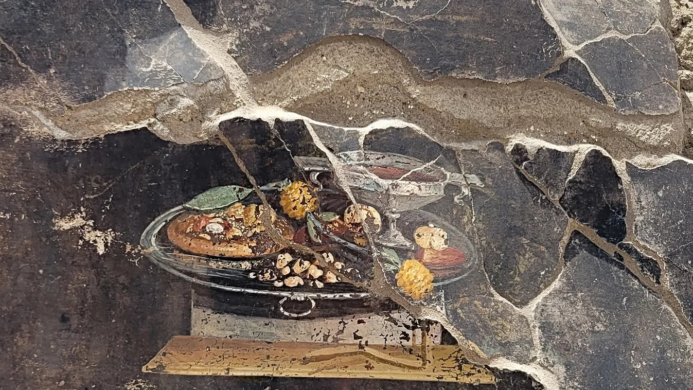 A történelem első pizzáját fedezhették fel egy pompeji freskón