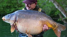 Balatonból vinne pontyot a brit horgászlegenda