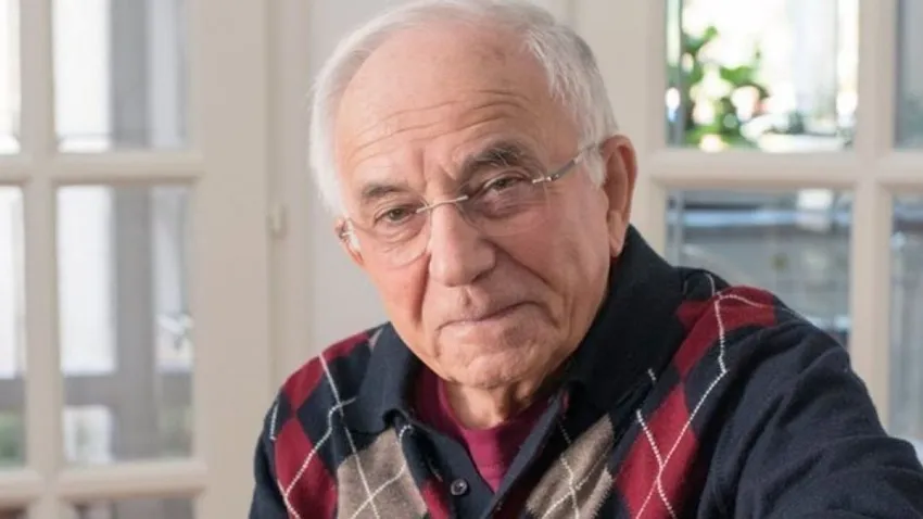 Vitray Tamás