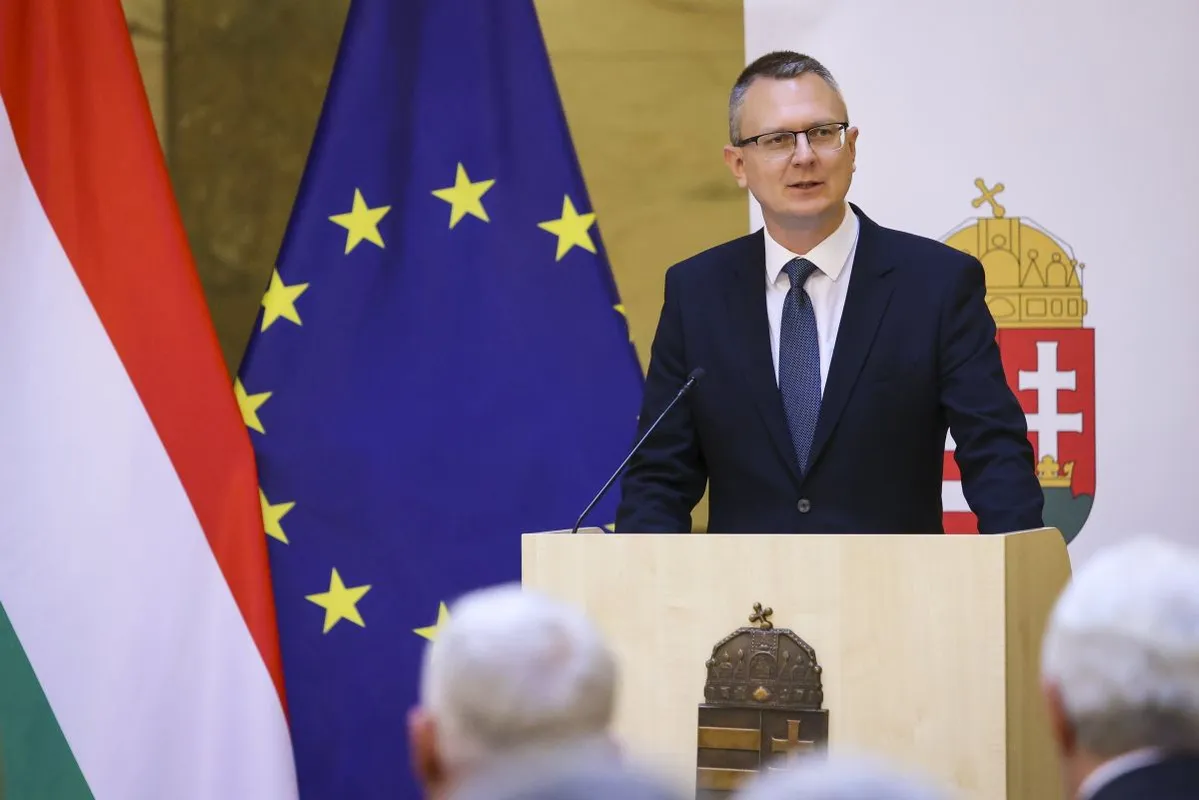 RÉTVÁRI Bence