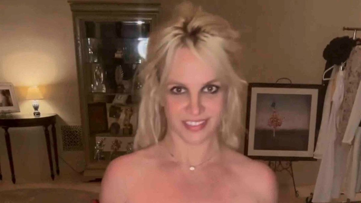 Britney Spears újabb sokkoló videót küldött, nagy lehet a baj