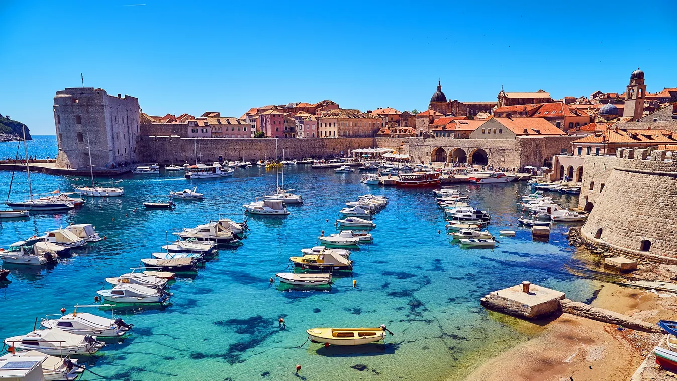 Kínos: Dubrovnik kisfilmet készített a turistáknak, hogyan illik viselkedniük