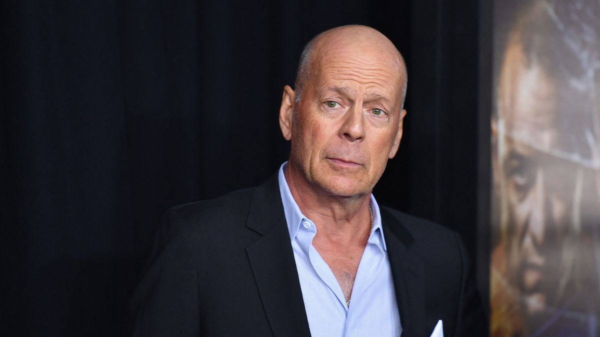 Szinte alig lehet ráismerni: friss fotókon a nagybeteg Bruce Willis