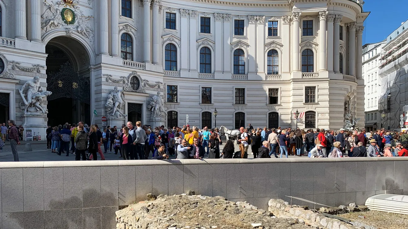 Klímafitté változik Bécs egyik legismertebb történelmi tere