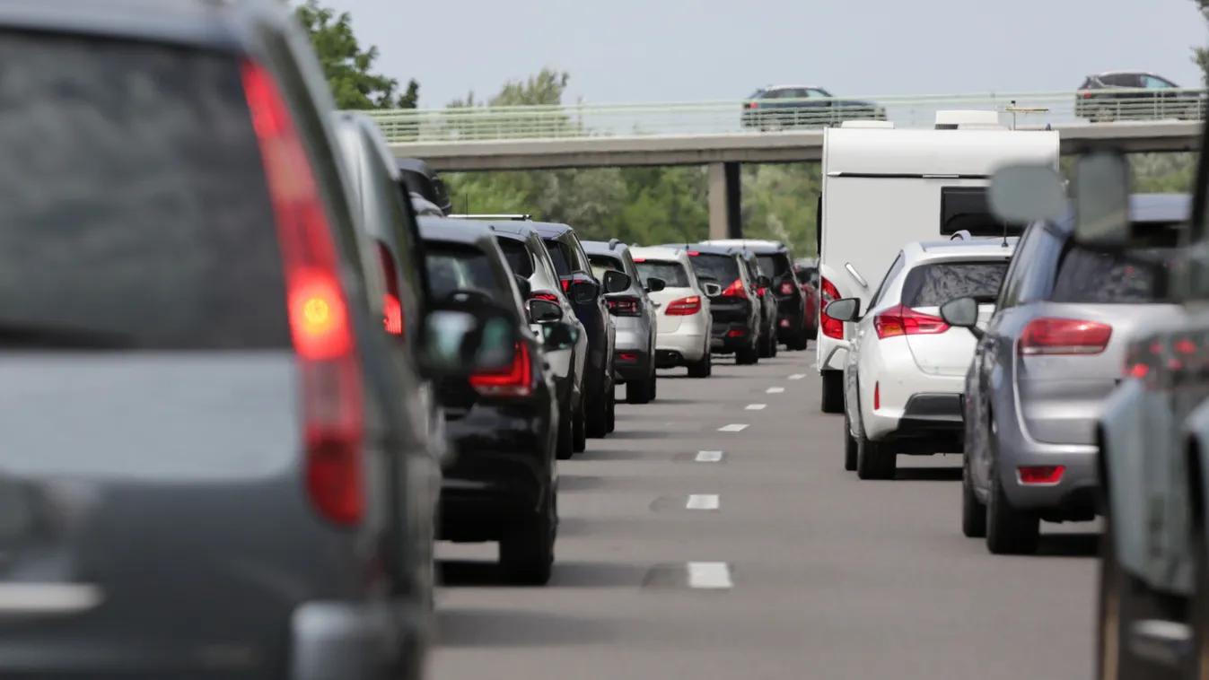 3 kilométeres a torlódás baleset miatt az M7-esen