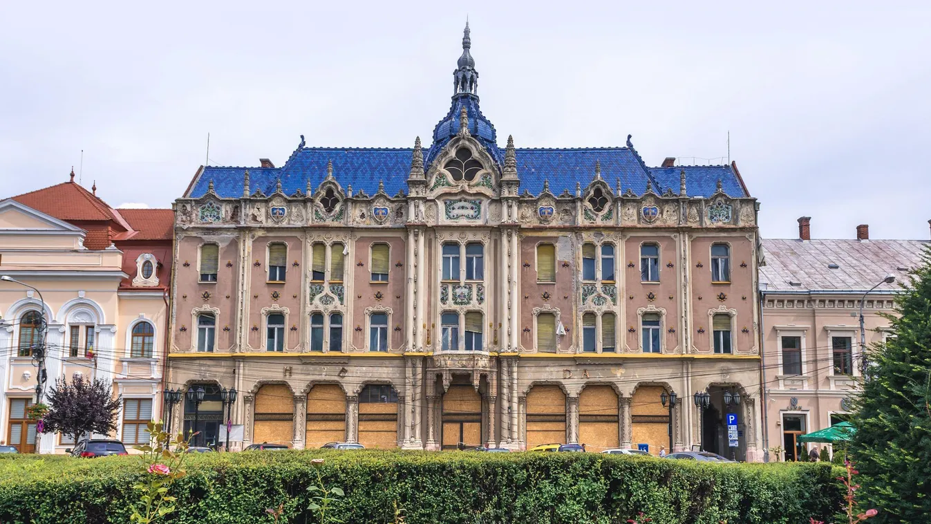 Új életre kel az egykori Pannónia Szálló Szatmárnémetiben, korszerű hotelnek álmodták meg!