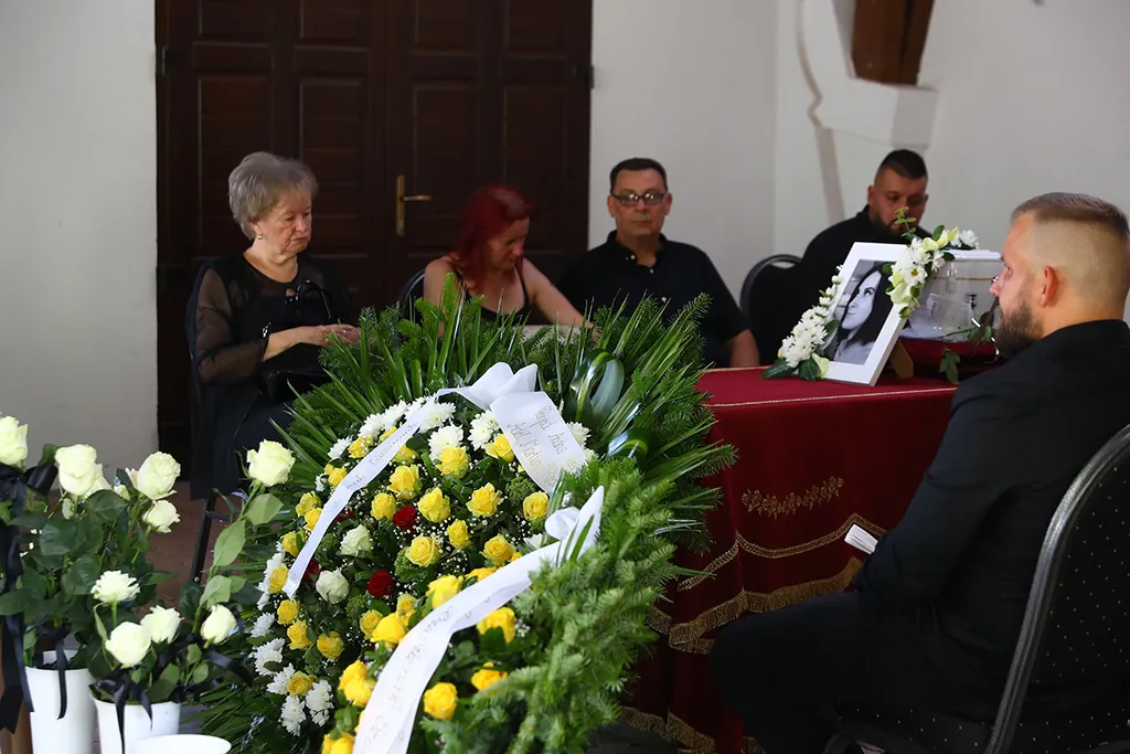 Temetik a négy gyermeket hátra hagyott édesanyát