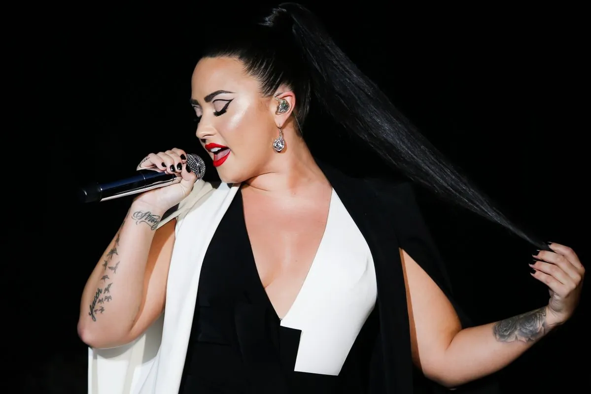 Lovato, Demi 