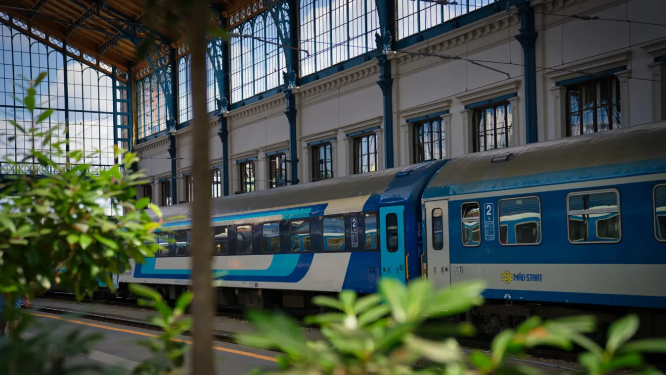 Megszűnik a vasúti pótjegy, egyszerűbbé válik az IC-helyjegyek rendszere
