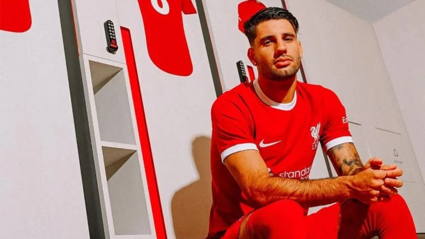 Szoboszlai Dominik előtt a közönségkevenc Steven Gerrard is 8-asban szerepelt a Liverpoolban