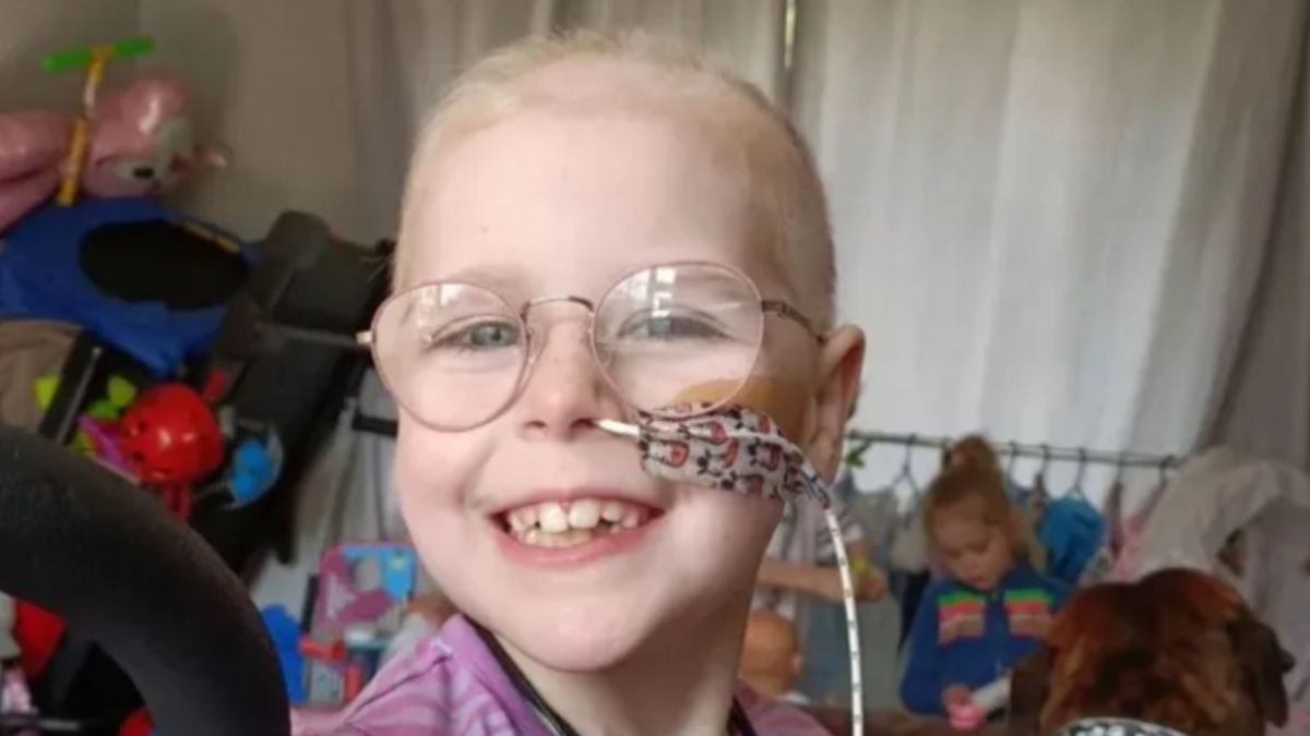 "Napokig csak sírtam!" – hasfájásnak hitték a hatéves kislány daganatát