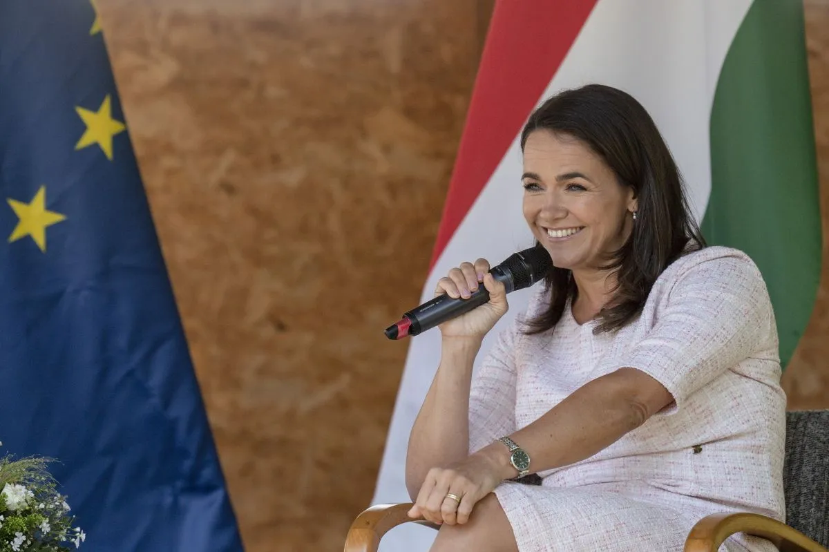 NOVÁK Katalin
