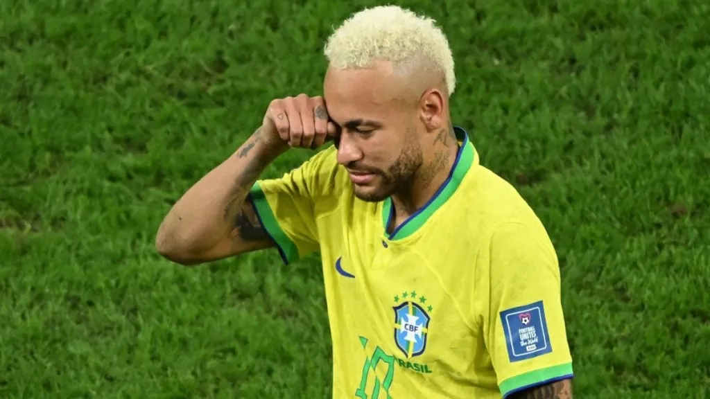Neymar párjának családja nem örül a kalandjainak