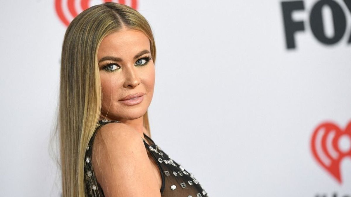 Carmen Electra teste 51 évesen is felrobbantotta az internetet