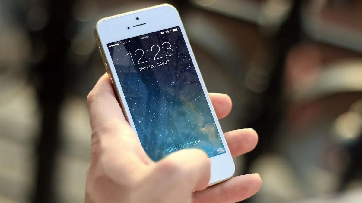 Apple Iphone telefon sablon