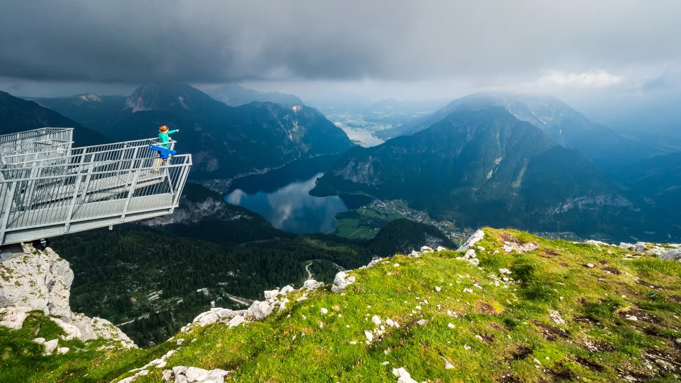 Jégbarlangok és lélegzetelállító szakadékok birodalma: Dachstein