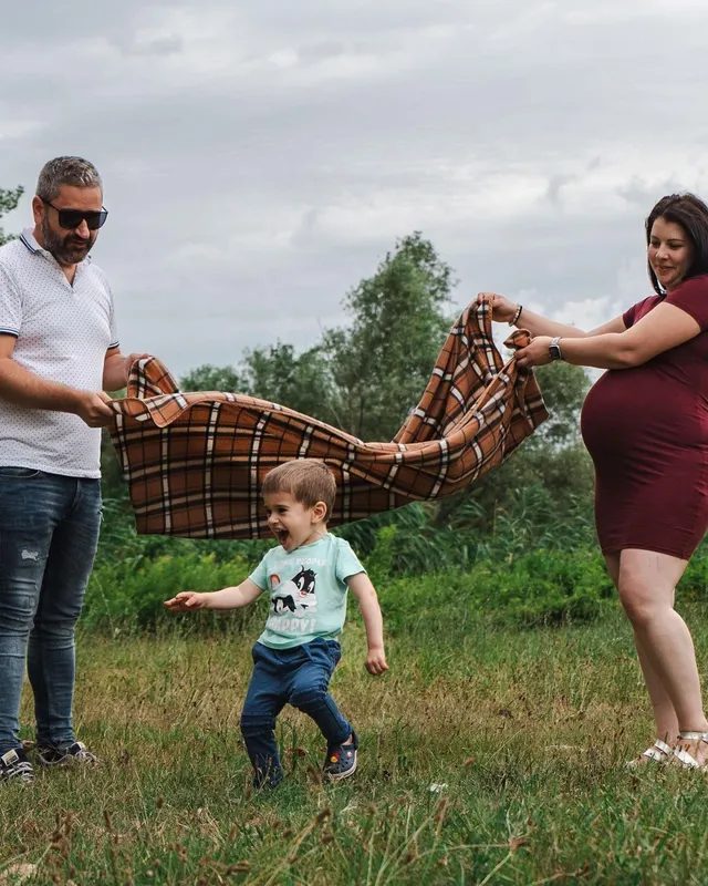 Benzinkútnál szült a kismama
Réka